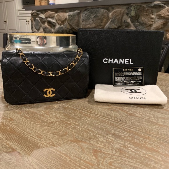 CHANEL Handbags - Authentic Vintage CHANEL Small Flap Bag 19